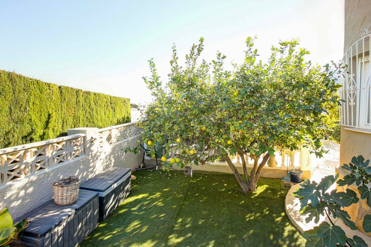 House – Detached Villa in Calpe