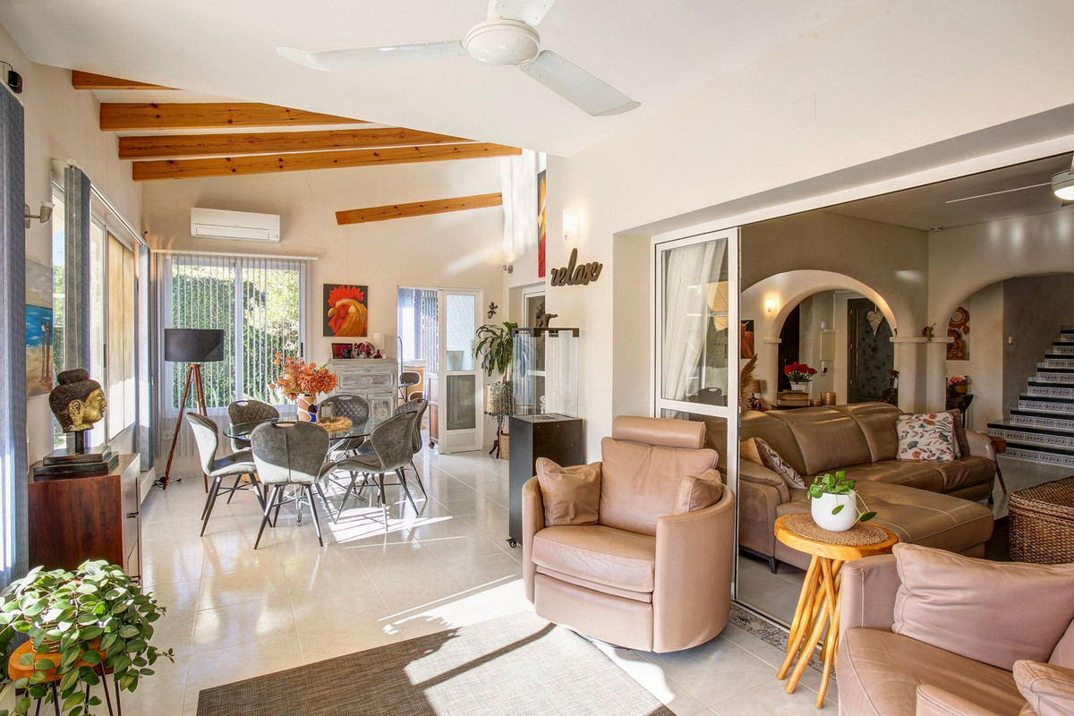 House – Detached Villa in Calpe