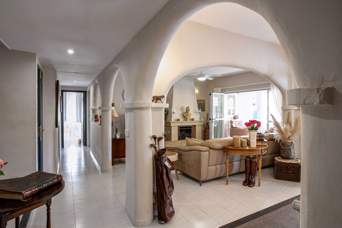 House – Detached Villa in Calpe