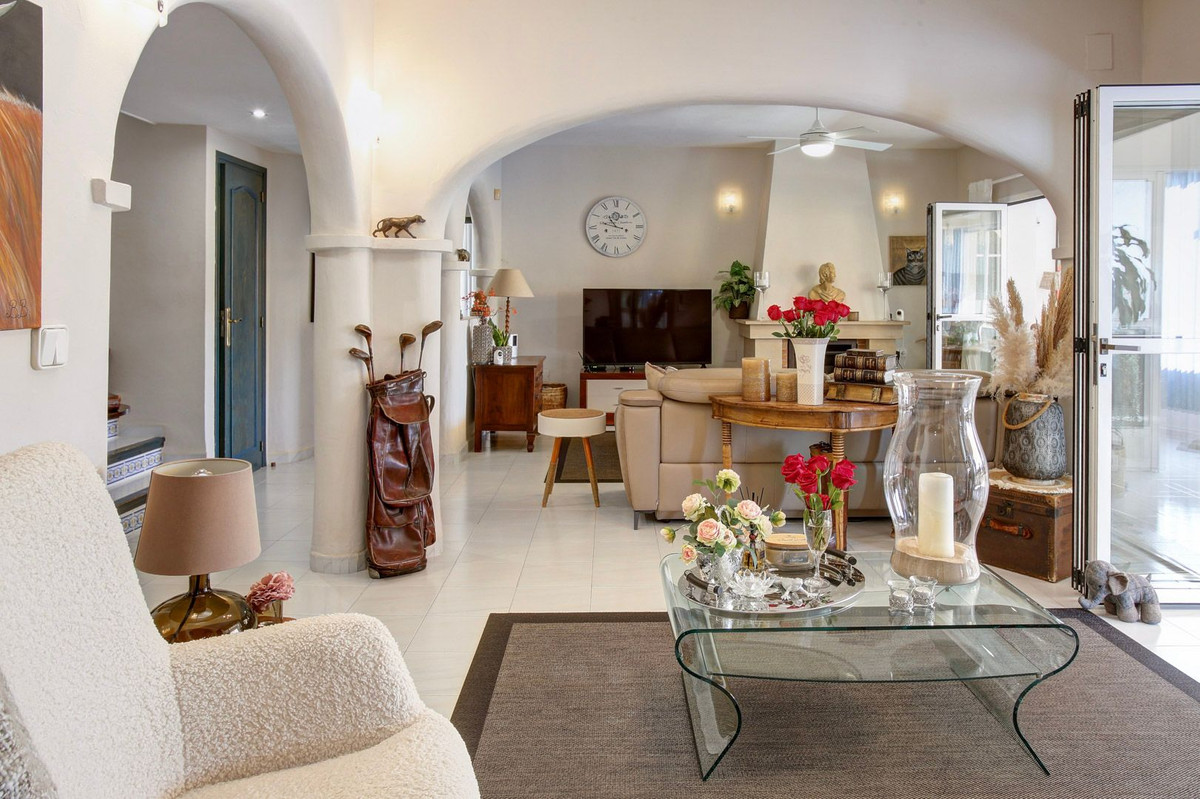 House – Detached Villa in Calpe