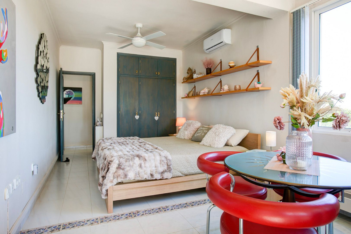 House – Detached Villa in Calpe