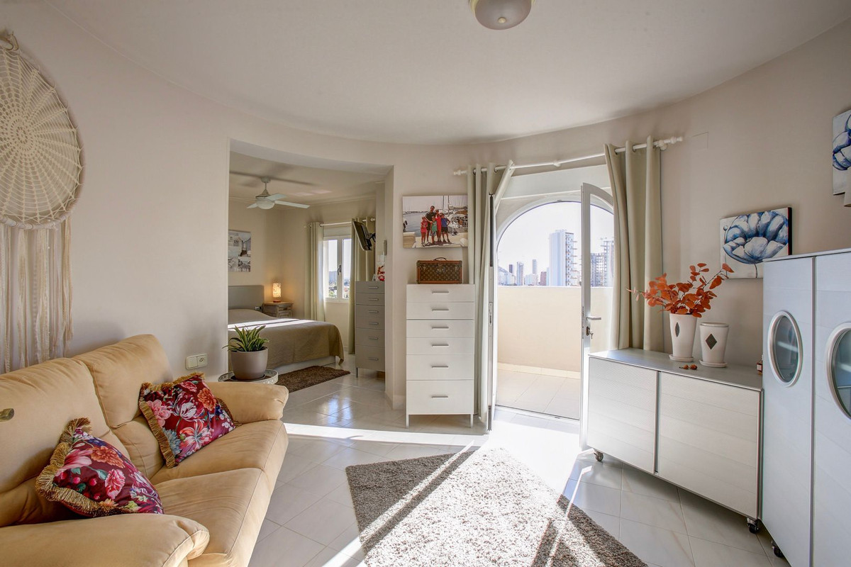 House – Detached Villa in Calpe