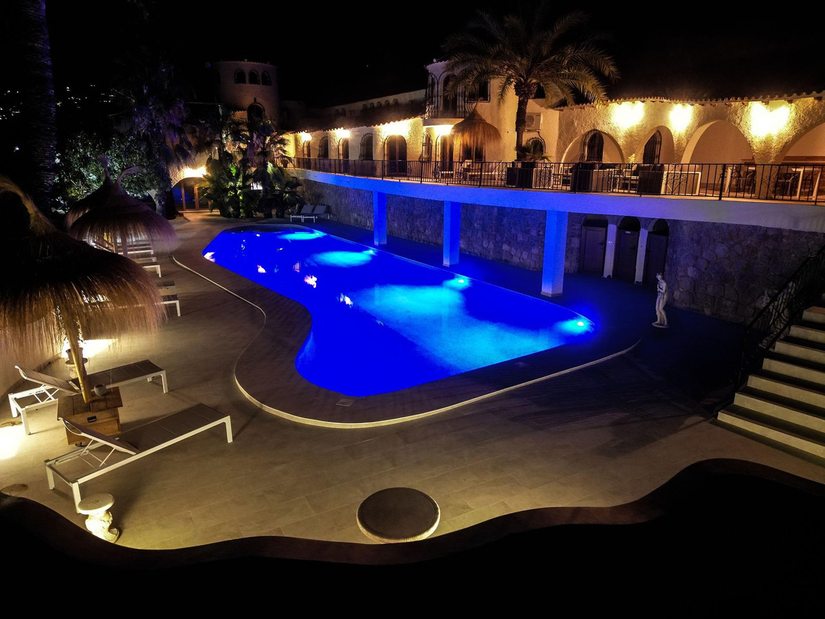 ShowFeedImage House – Bungalow in Altea
