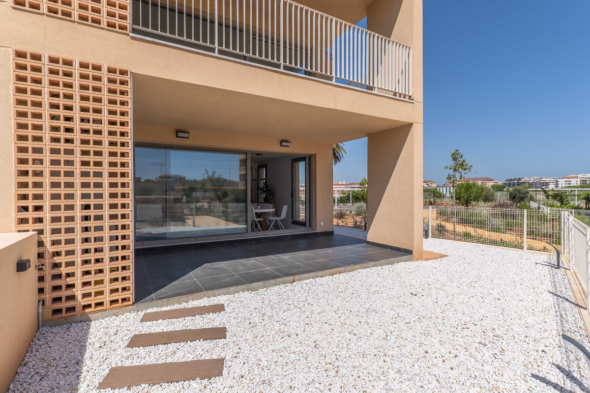 Apartment – Ground Floor Apartment in Denia