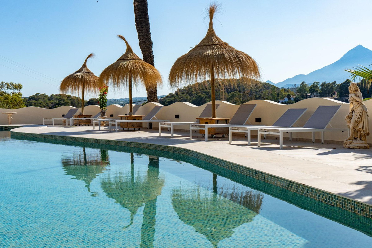 ShowFeedImage House – Bungalow in Altea