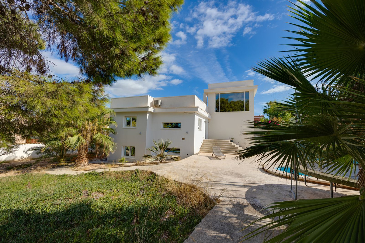 ShowFeedImage House – Detached Villa in Rojales