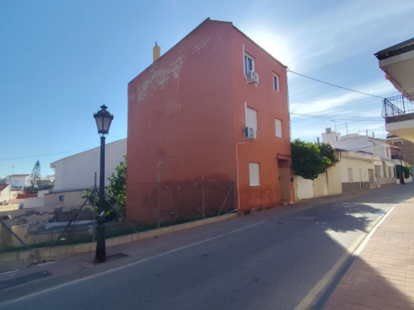 House – Detached Villa in San Miguel de Salinas