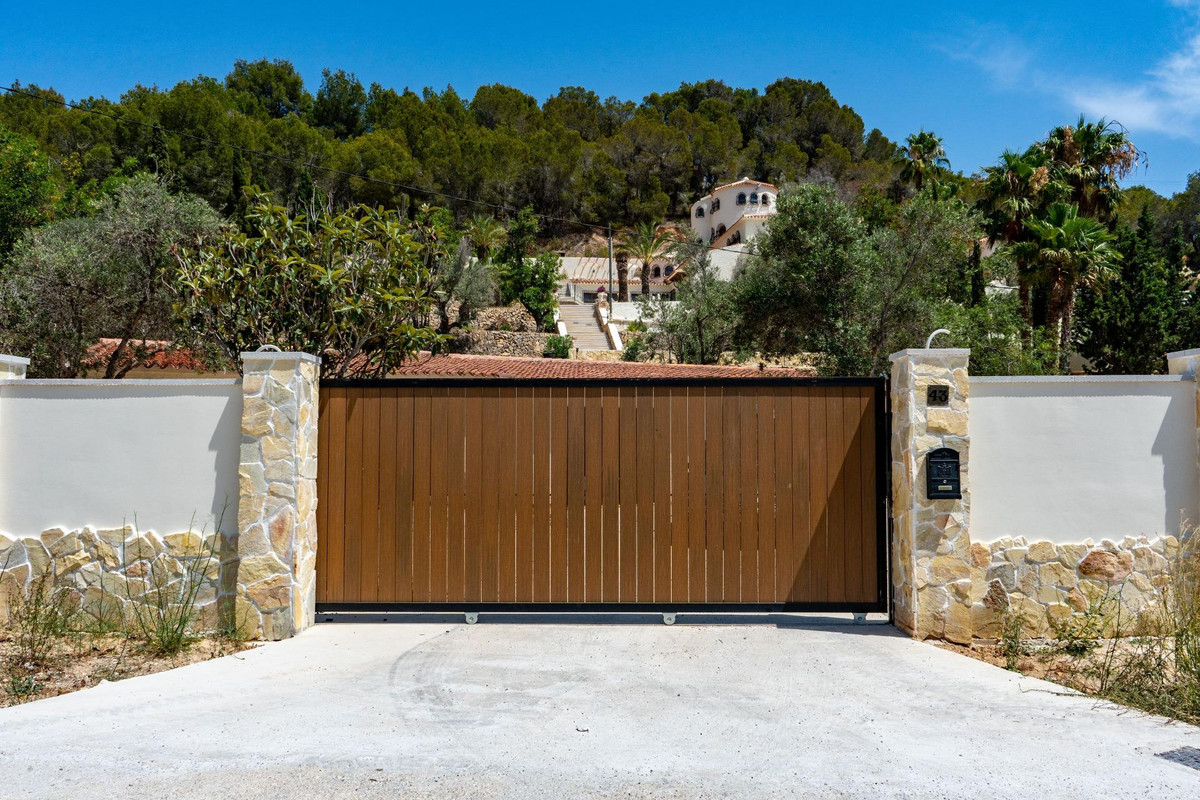 ShowFeedImage House – Bungalow in Altea