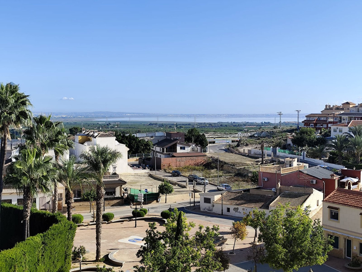 House – Detached Villa in San Miguel de Salinas