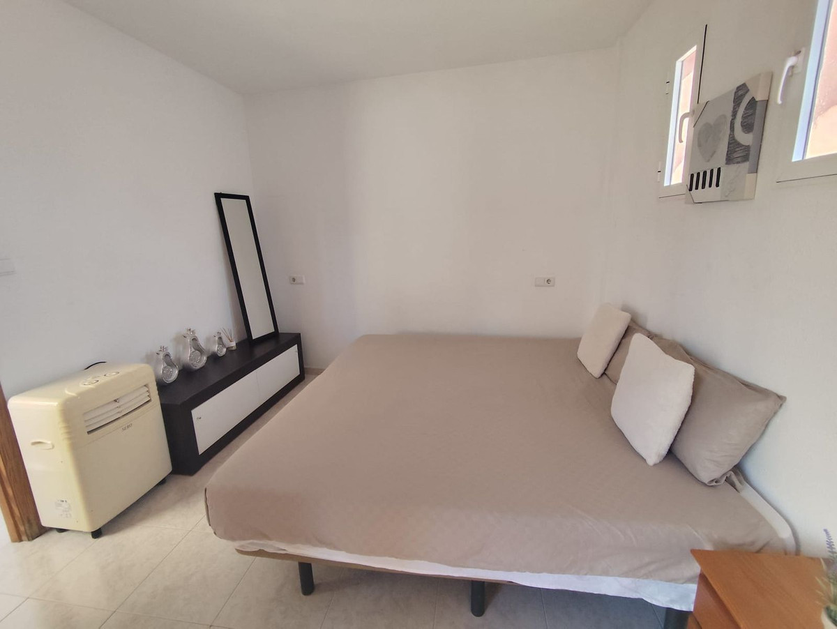 House – Detached Villa in San Miguel de Salinas