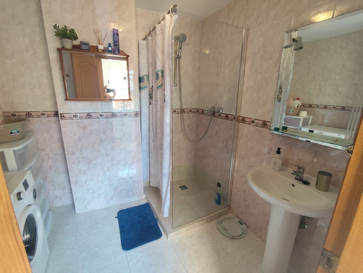 House – Detached Villa in San Miguel de Salinas