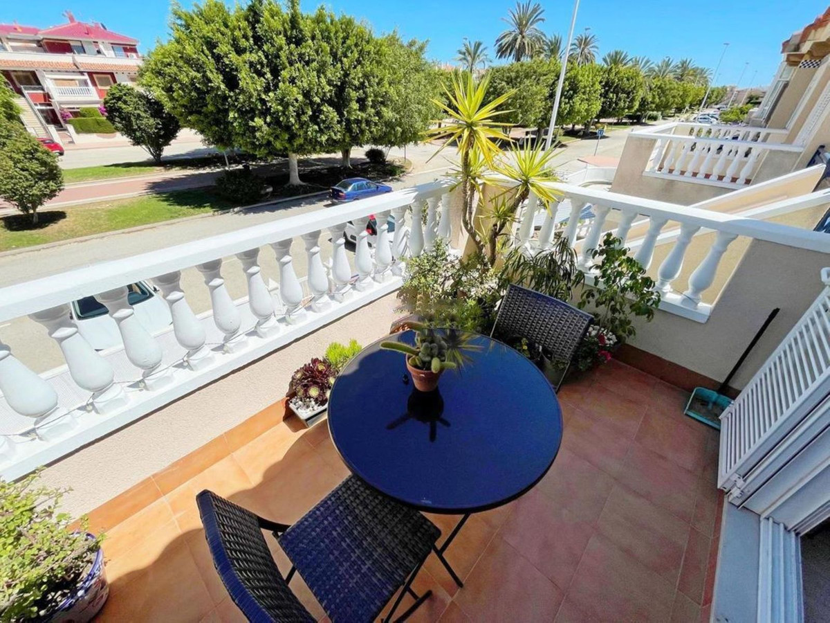 ShowFeedImage Apartment – Top Floor Apartment in Orihuela