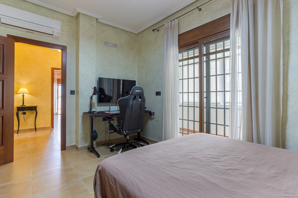 House – Detached Villa in Los Montesinos