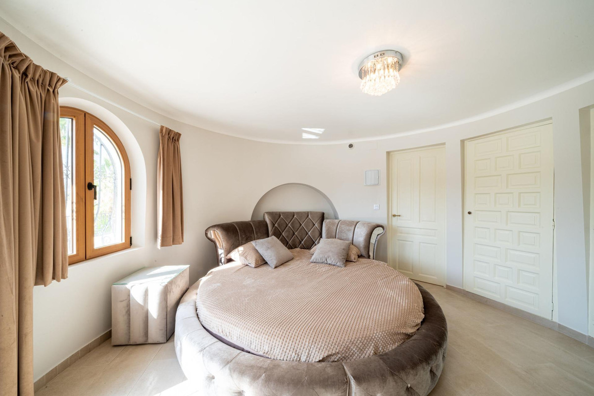 ShowFeedImage House – Bungalow in Altea