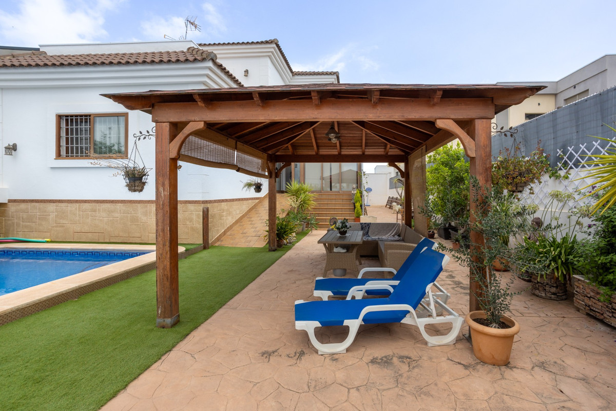 House – Detached Villa in Los Montesinos