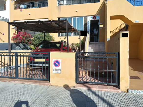 Apartment – Ground Floor Apartment in Los Montesinos