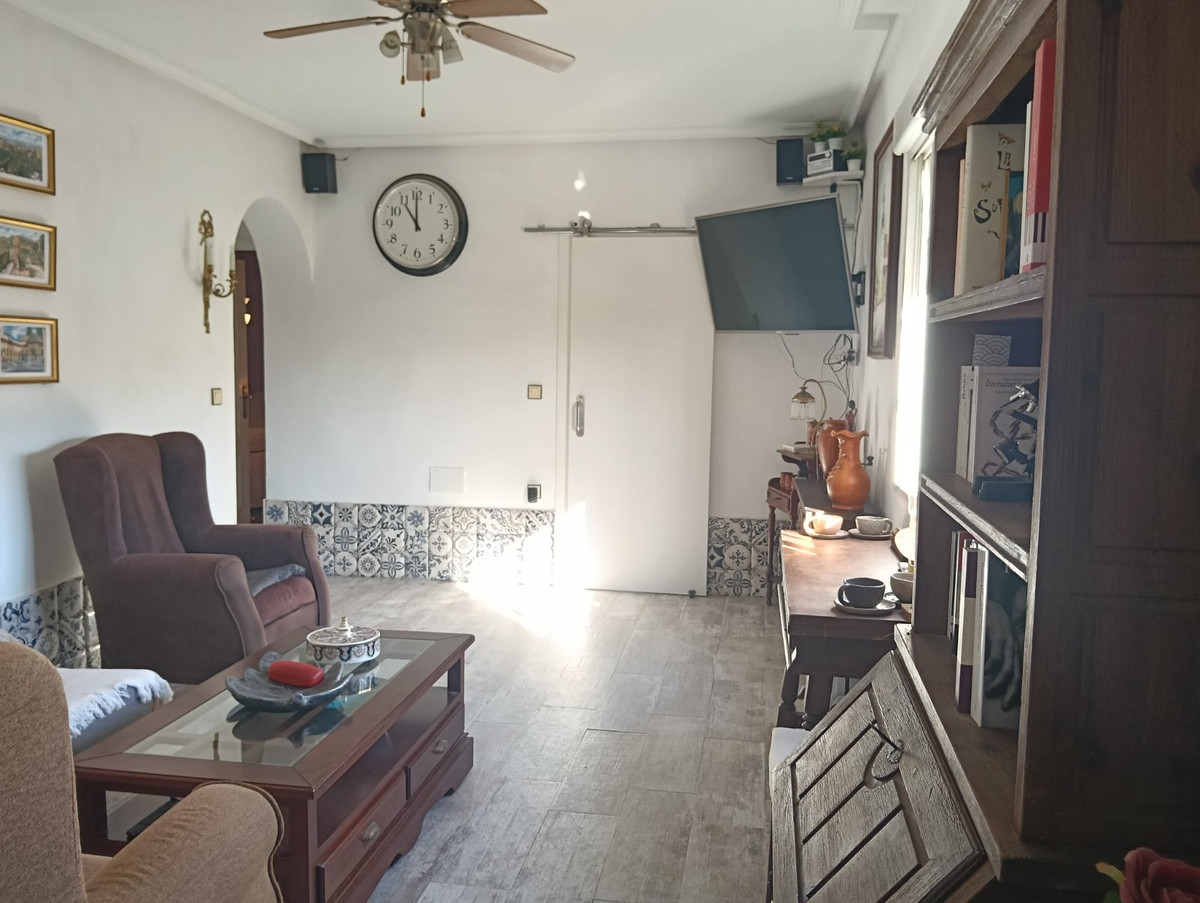 Apartment – Ground Floor Apartment in Los Montesinos
