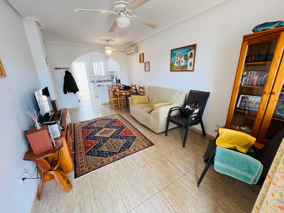House – Townhouse in Daya Nueva