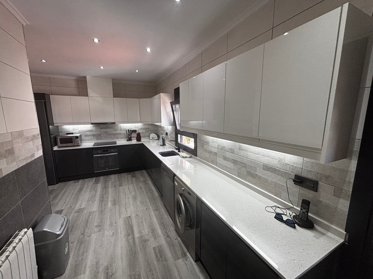 House – Detached Villa in Rojales