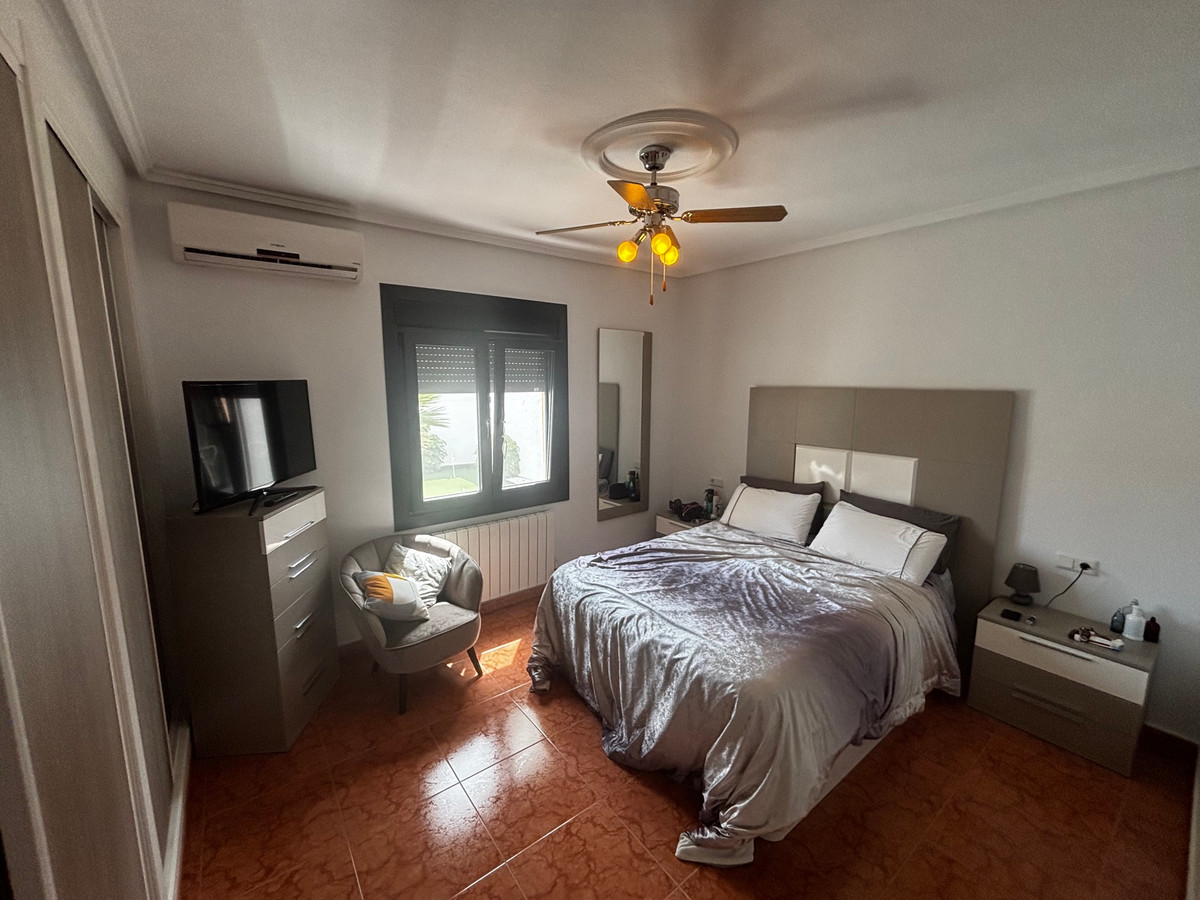 House – Detached Villa in Rojales