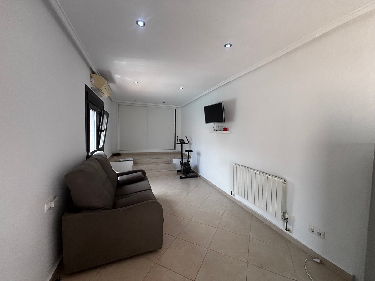 House – Detached Villa in Rojales