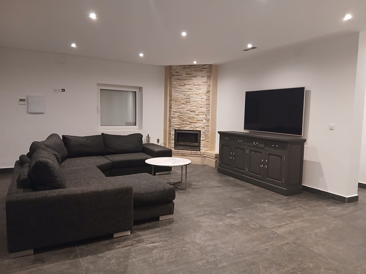 ShowFeedImage House – Detached Villa in Orihuela