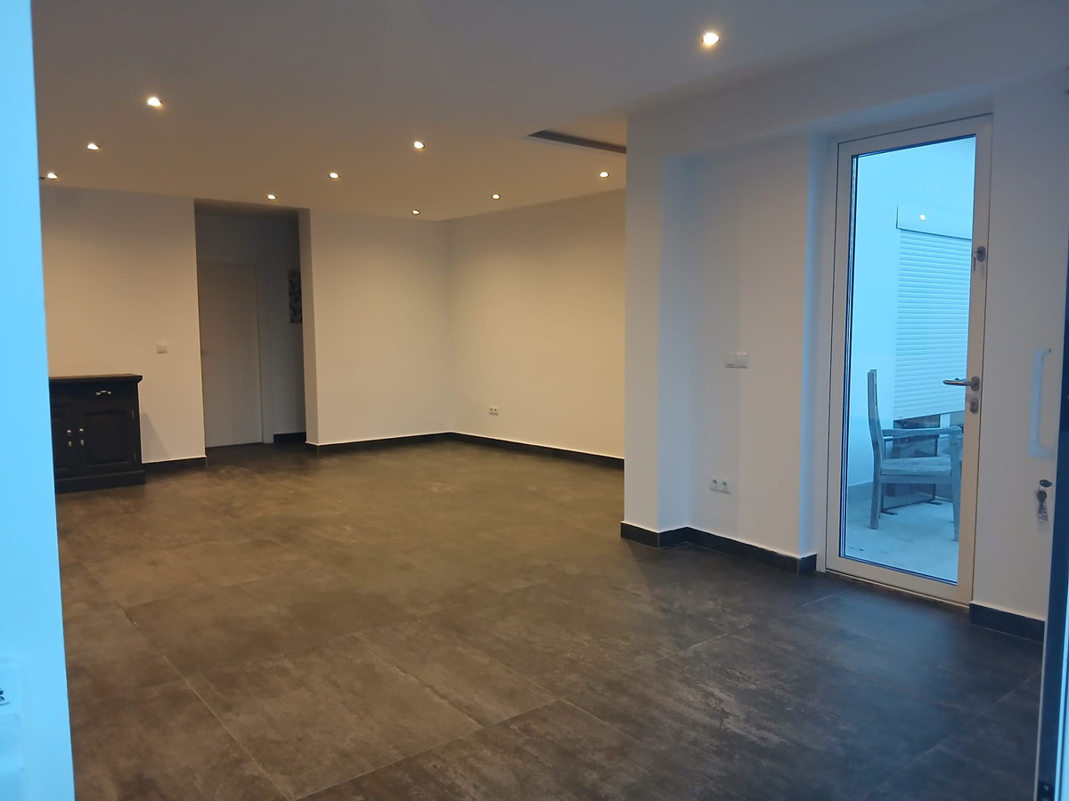 ShowFeedImage House – Detached Villa in Orihuela