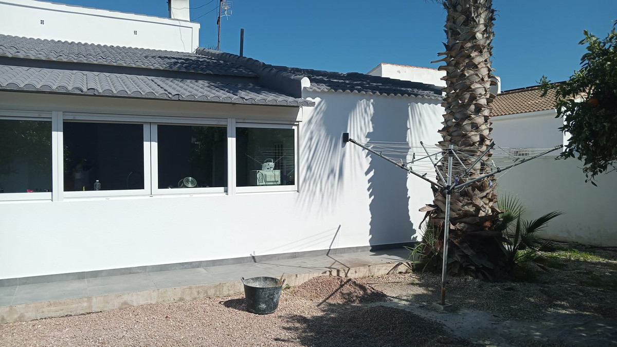 ShowFeedImage House – Detached Villa in Orihuela