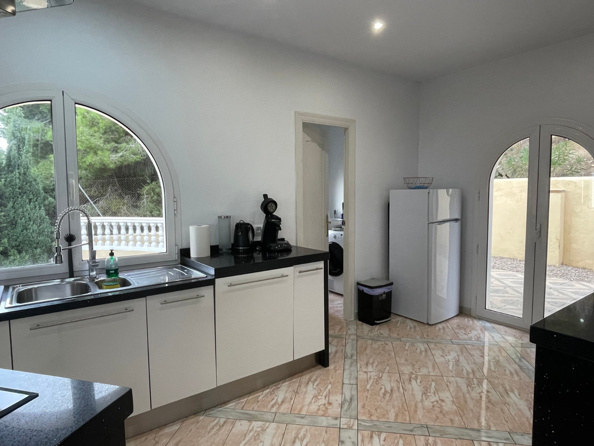 ShowFeedImage House – Detached Villa in Calpe