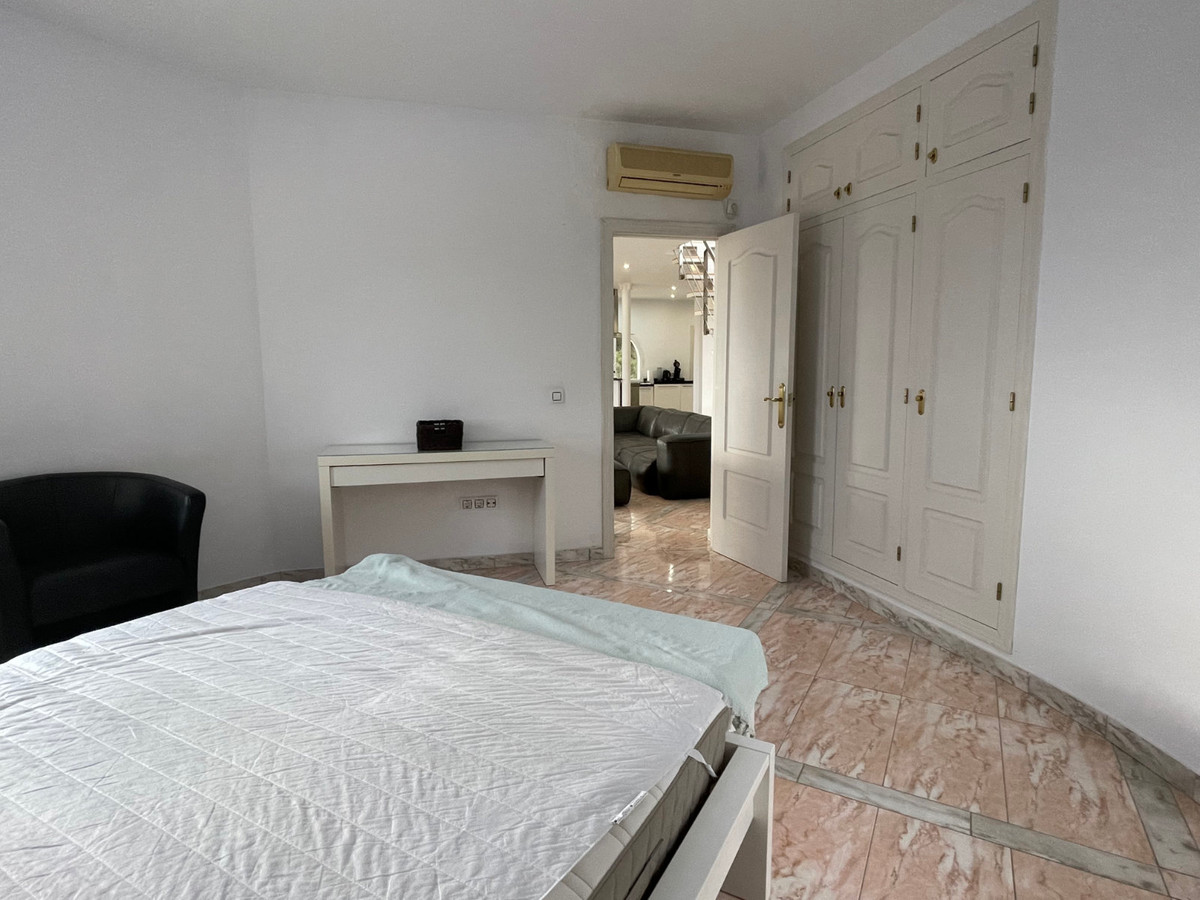 ShowFeedImage House – Detached Villa in Calpe