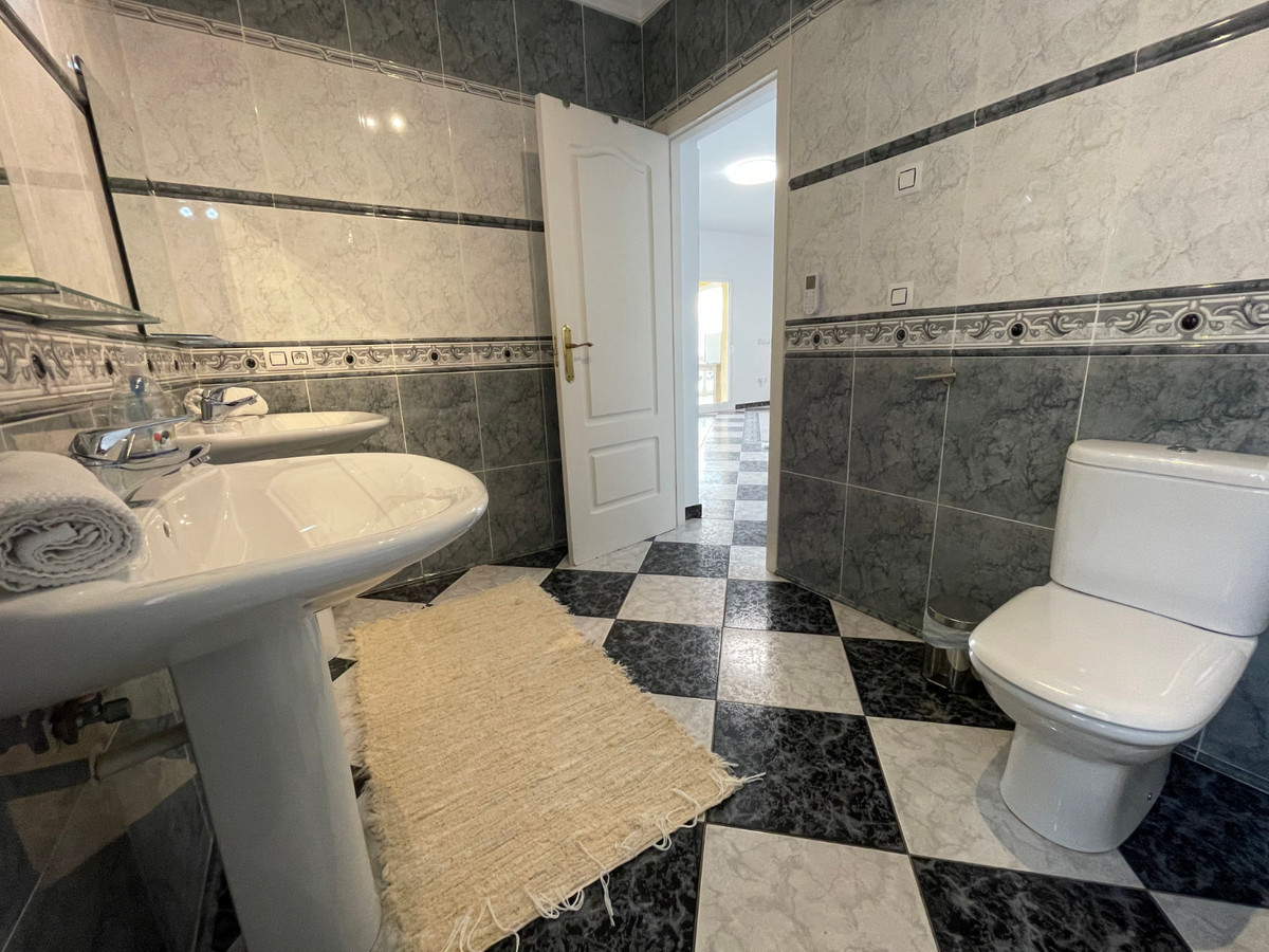 ShowFeedImage House – Detached Villa in Calpe