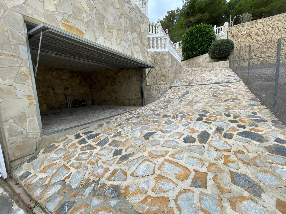 ShowFeedImage House – Detached Villa in Calpe