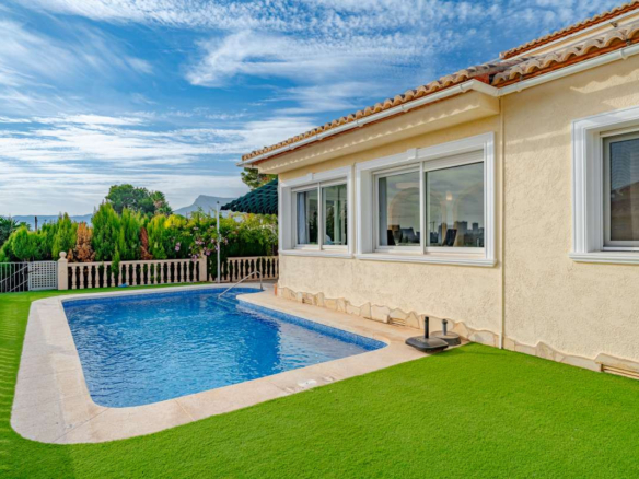 House – Detached Villa in Calpe