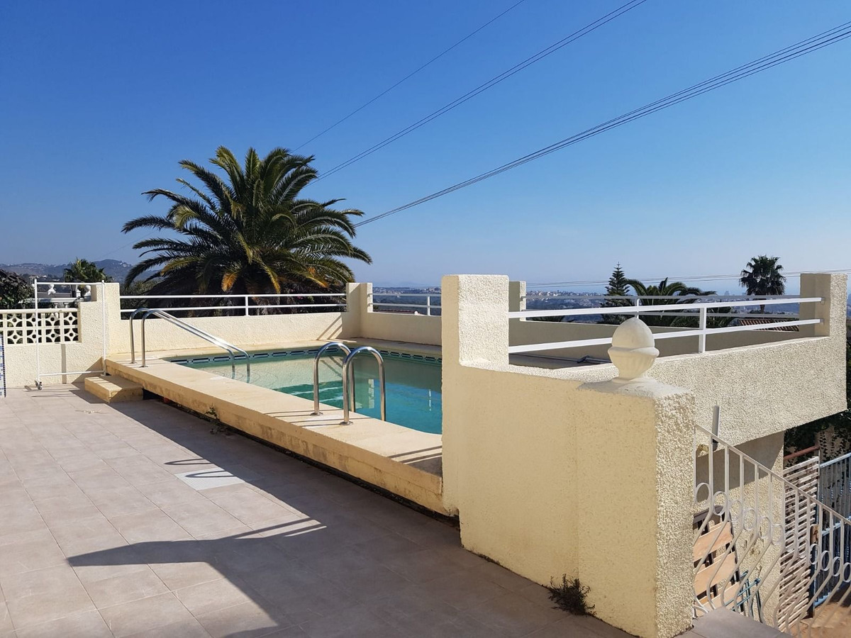 ShowFeedImage House – Detached Villa in Calpe