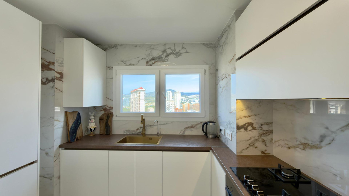 Apartment – Middle Floor Apartment in Benidorm