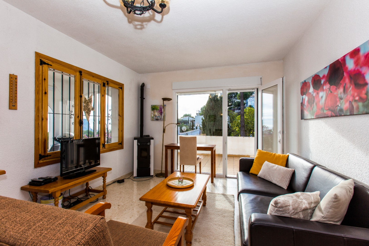 ShowFeedImage House – Detached Villa in Calpe