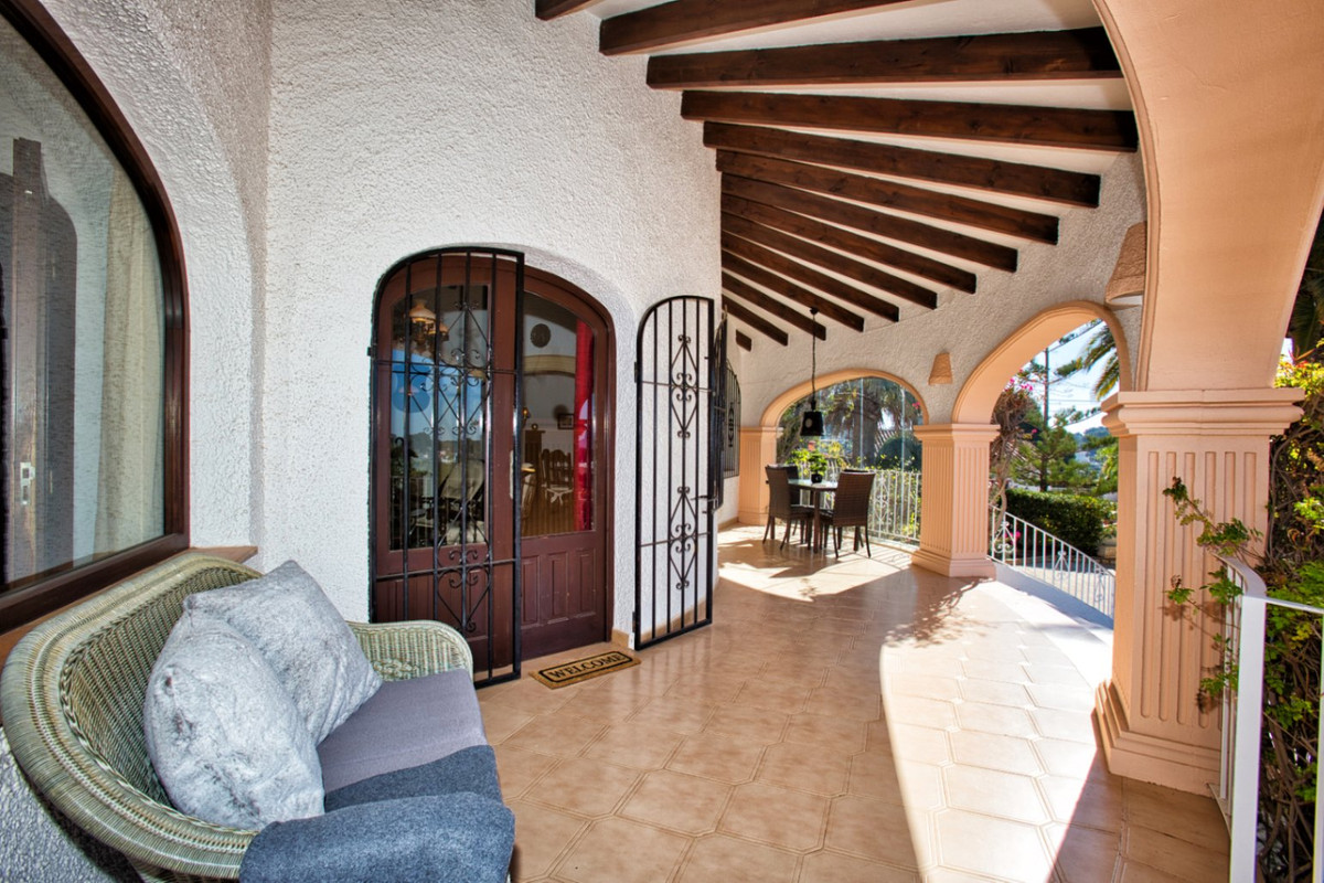 ShowFeedImage House – Detached Villa in Benissa