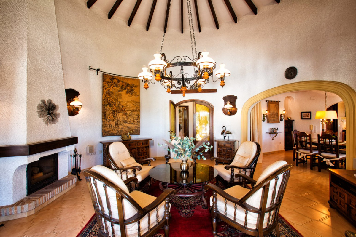 ShowFeedImage House – Detached Villa in Benissa