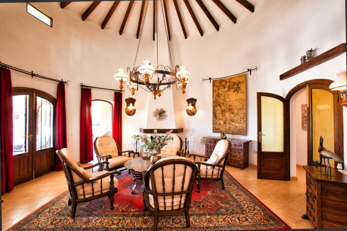 ShowFeedImage House – Detached Villa in Benissa