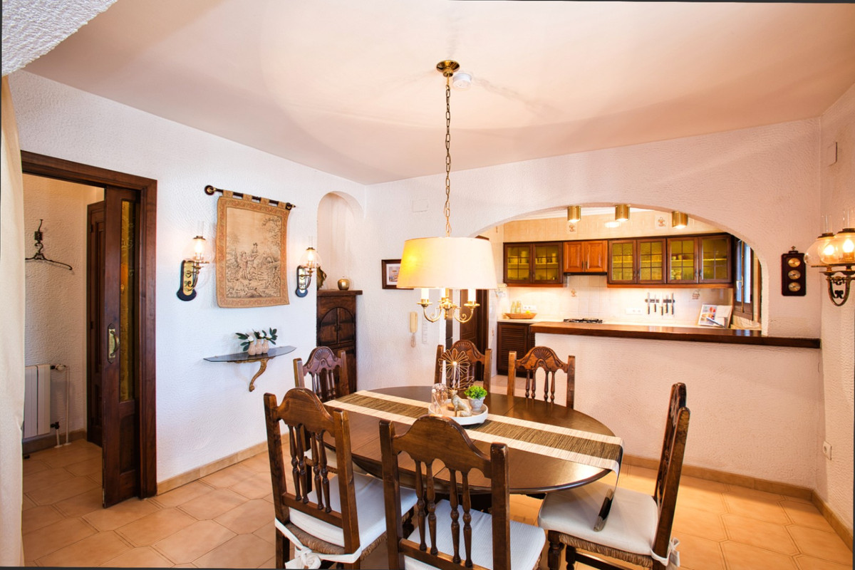 ShowFeedImage House – Detached Villa in Benissa