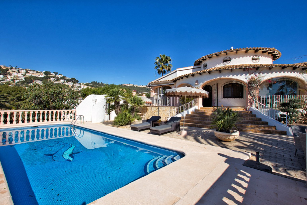 ShowFeedImage House – Detached Villa in Benissa