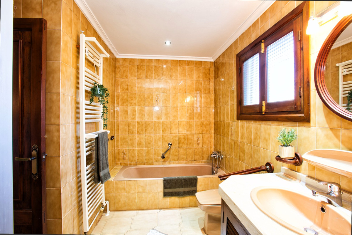 ShowFeedImage House – Detached Villa in Benissa