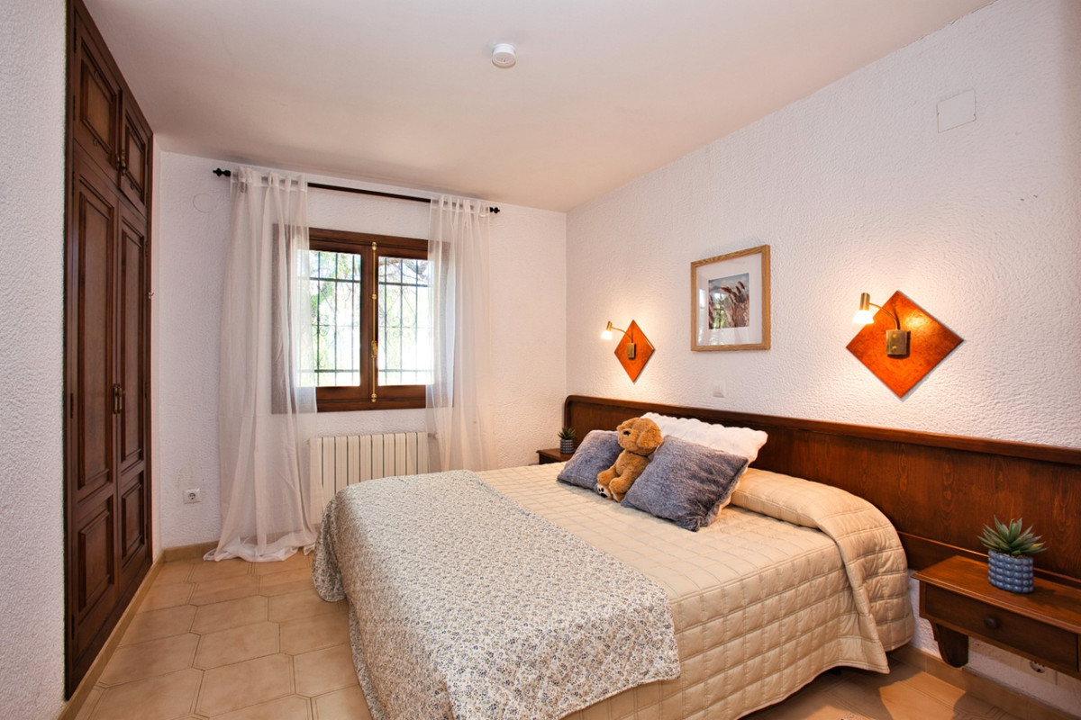 ShowFeedImage House – Detached Villa in Benissa