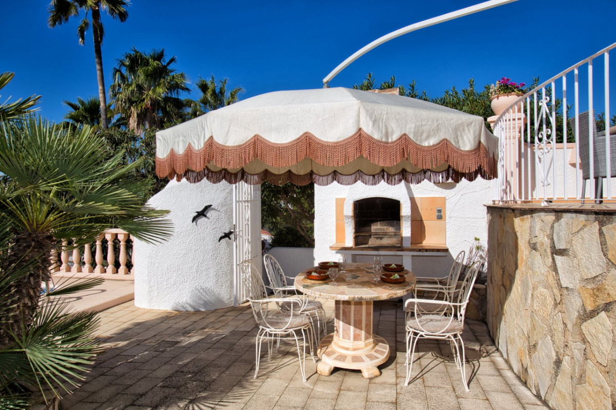 ShowFeedImage House – Detached Villa in Benissa