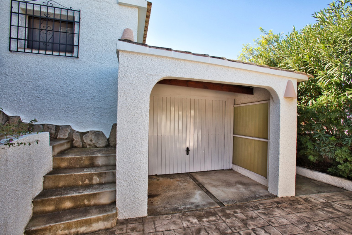 ShowFeedImage House – Detached Villa in Benissa