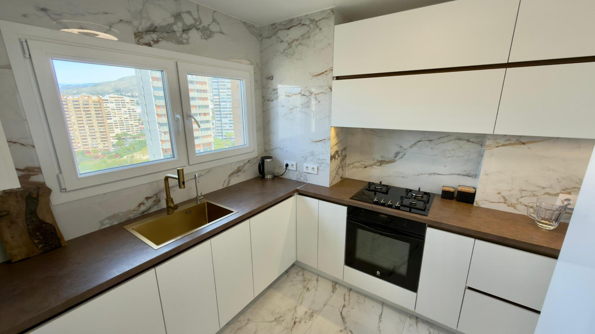 Apartment – Middle Floor Apartment in Benidorm