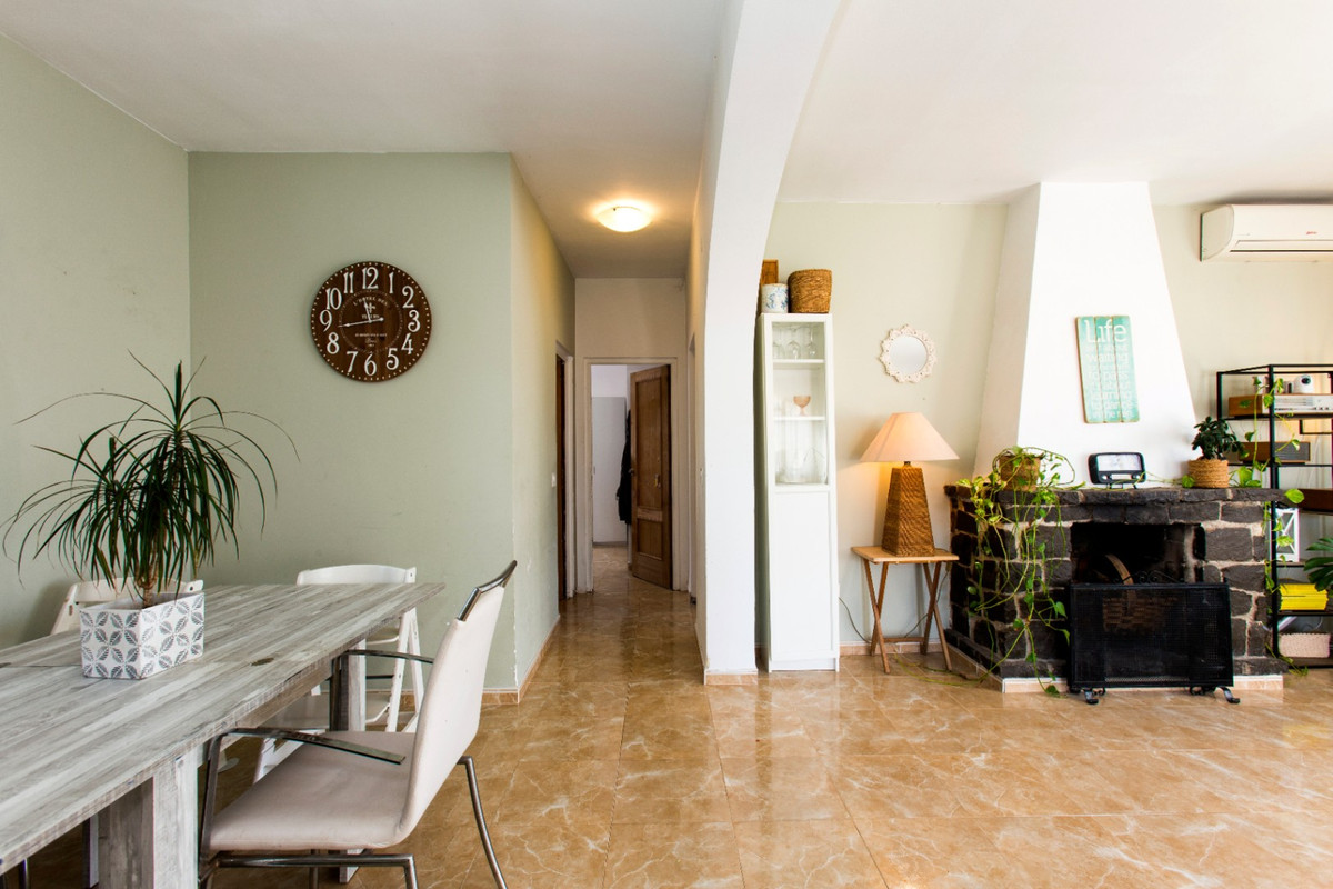 ShowFeedImage House – Detached Villa in Calpe