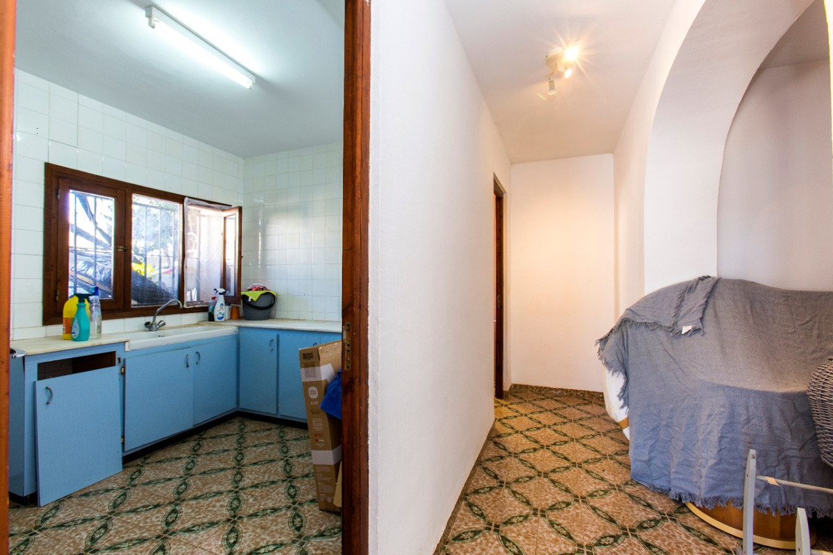 ShowFeedImage House – Detached Villa in Calpe