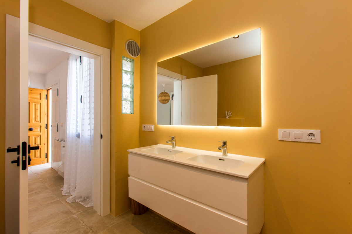 ShowFeedImage House – Detached Villa in Benissa