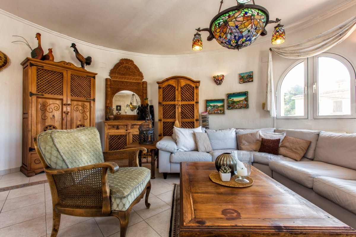 ShowFeedImage House – Detached Villa in Benissa